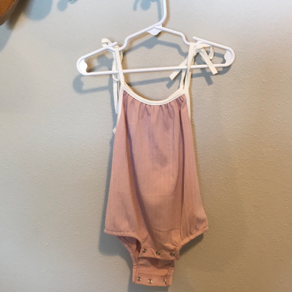 Ribbed pink tank suit